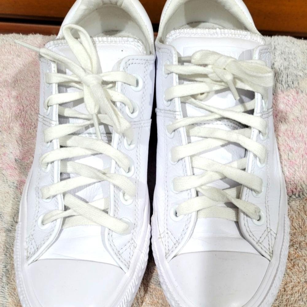 Converse leather low tops